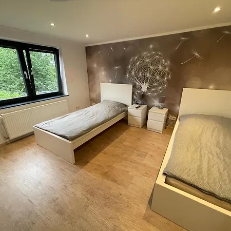 Haus Fuer 8 Personen بيت للعطل بريمين