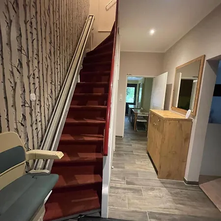 Haus Fuer 8 Personen 度假居 不莱梅