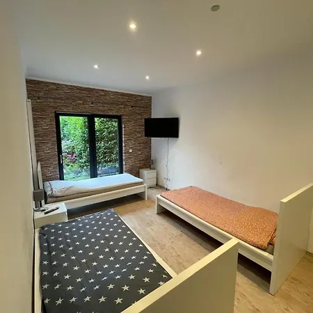 Haus Fuer 8 Personen 度假居